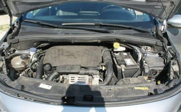 Peugeot 2008 I SUV Facelifting 1.2 PureTech 110KM 2018 Peugeot 2008 1.2 Benzyna 110KM, zdjęcie 12