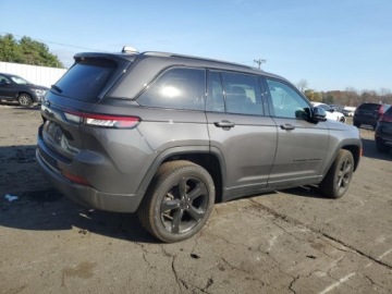 Jeep Grand Cherokee V 2024 Jeep Grand Cherokee Limited, 2024r., 4x4, 3.6L 3.6 Benzyna 293KM, zdjęcie 2