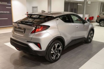 Toyota C-HR I Crossover Facelifting 1.8 Hybrid 122KM 2022 Toyota C-HR 1.8 Hybrid Style 1.8 Hybryda 122KM, zdjęcie 24