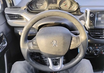 Peugeot 208 I 2016 Peugeot 208 2016r, 1.2 Benzyna. Lekko uszkodzony prawy przod. Jezdzi. 1.2, zdjęcie 10
