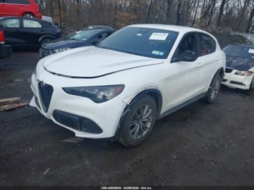 Alfa Romeo Stelvio SUV Facelifting 2023 2.0 GME Turbo 280KM 2024 Alfa Romeo Stelvio Sprint 2024 2.0 Benzyna 280KM, zdjęcie 1