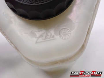 БАЧОК ТОРМОЗНОЙ ЖИДКОСТИ AUDI Q7 4L 7L8611349