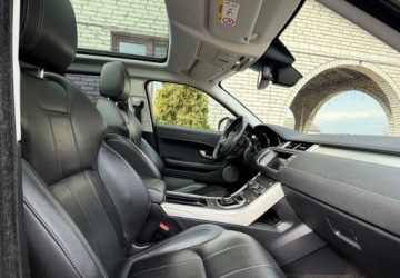 Land Rover Range Rover Evoque I SUV 5d Facelifting 2.0D TD4 150KM 2017 Land Rover Range Rover Evoque 2.0 Diesel 150KM, zdjęcie 23