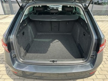 Skoda Superb III Kombi Facelifting 2.0 TDI 190KM 2019 Škoda Superb Skoda Superb Bixenon Grzany fotel, zdjęcie 30