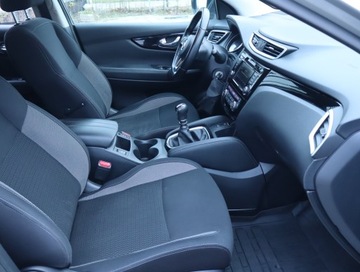 Nissan Qashqai II Crossover Facelifting 1.3DIG-T 140KM 2019 Nissan Qashqai 1.3 DIG-T, Salon Polska, zdjęcie 8