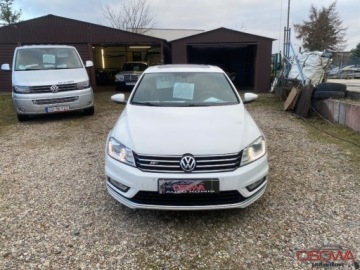 Volkswagen Passat B7 Limousine 2.0 TDI CR BlueMotion 177KM 2013 Volkswagen Passat 2.0tdi 4-Motion R-Line max wyposazenie Webasto ledy xeno, zdjęcie 3