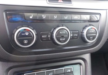 Volkswagen Sharan II Van 2.0 TDI-CR BMT 140KM 2012 Volkswagen Sharan Okazja 2.0 Diesel 140KM, zdjęcie 24