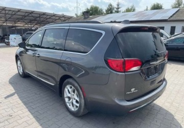 Chrysler Pacifica II 2017 Chrysler Pacifica 2017 Chrysler Pacifica - W POLSCE, po oplatach i akcyzie, zdjęcie 8