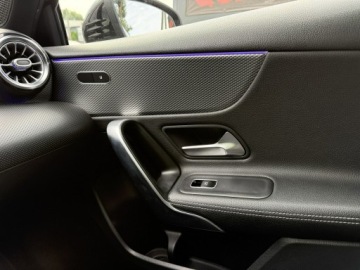 Mercedes Klasa A W177/V177 Hatchback 1.5 180d 116KM 2019 Mercedes A 180 Lift. Full-Led. Automat., zdjęcie 16