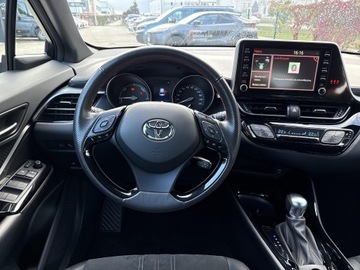 Toyota C-HR I Crossover Facelifting 2.0 Hybrid Dynamic Force 184KM 2021 Toyota C-HR 2.0 Hybrid GR Sport 2.0 Hybrid GR Spor, zdjęcie 11