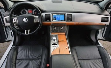 Jaguar XF I Sedan 3.0D V6 240KM 2011 Jaguar XF 3.0d 241Ps Ledy Navi Skora Bixenon Kamera BEZWYPADKOWY 1 Wlascic, zdjęcie 4