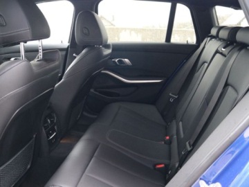 BMW Seria 3 G20-G21 Touring M Facelifting 3.0 M340d 340KM 2023 BMW Seria 3 BMW M340d xDrive Touring 3.0 Diesel 340KM, zdjęcie 33