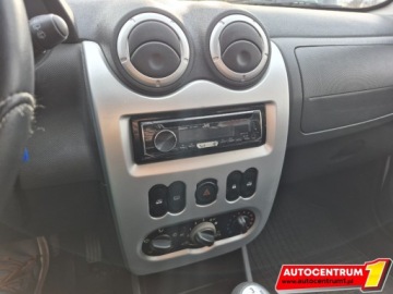 Dacia Sandero I Hatchback 5d 1.4 MPI 75KM 2008 Dacia Sandero Klimatyzacja Centralny Zamek El Szyby Nowe opony 1.4, zdjęcie 12