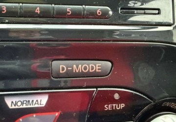 Nissan Juke I SUV 1.5 dCi 110KM 2014 Nissan Juke Nissan Juke 1.5 dCi N-Connecta 1.5 Diesel 110KM, zdjęcie 34