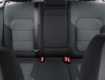 Volkswagen Passat B7 Variant 1.6 TDI CR DPF BlueMotion 105KM 2011 VW Passat 1.6 TDI, Klima, Klimatronic, Tempomat, zdjęcie 9