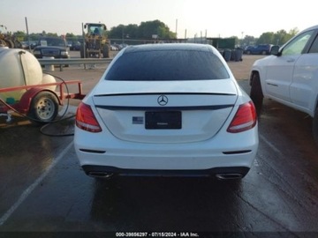 Mercedes Klasa E W213 2020 Mercedes-Benz Klasa E 2020 Mercedes-Benz E-Class E 350 4MATIC Sedan 2.0, zdjęcie 4