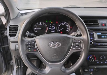 Hyundai i20 I Hatchback 5d Facelifting 1.2 DOHC 85KM 2015 Hyundai i20 2015r, 1.2 Benzyna LPG. Lekko uszkodzony przod. Jezdzi. 1.2, zdjęcie 10