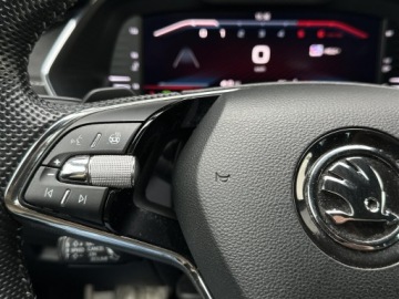 Skoda Octavia IV Kombi 2.0 TDI SCR 200KM 2022 Skoda Octavia 2.0TDI 200KM 4X4 RS DSG l Hak, HUD,, zdjęcie 16