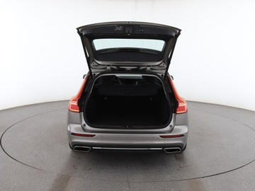 Volvo V60 II  Kombi Plug-in 2.0 T6 Plug-In Hybrid 341KM 2020 Volvo V60 Inscription Expression PHEV AWD T6, zdjęcie 18