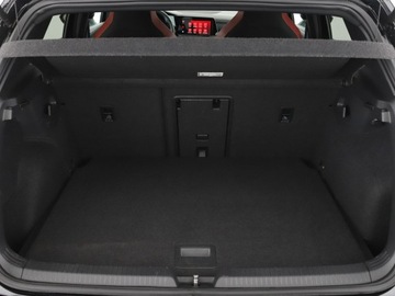 Volkswagen Golf VII GTI 5d Facelifting 2.0 TSI 245KM 2020 Volkswagen Golf DSG full LED virtual cocpit grzane, zdjęcie 19