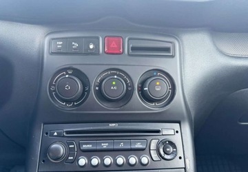 Citroen C3 Picasso 1.6 VTI 120KM 2009 Citroen C3 Picasso Citroen C3 Picasso VTi 120 Color Selektion 1.6 Benzyna, zdjęcie 33