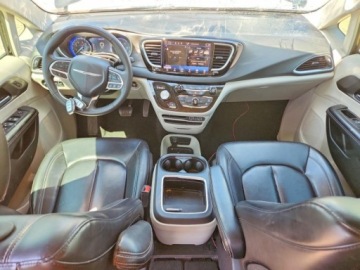 Chrysler Pacifica II 2023 Chrysler Pacifica Touring L 2023 3.6 Benzyna 287KM, zdjęcie 8
