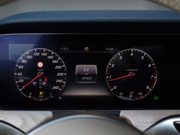Mercedes Klasa E W213 2019 Mercedes E E 200 4MATIC, Salon Polska, 4X4, zdjęcie 10