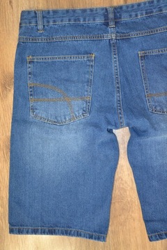 BERMUDY PIERRE CARDIN PARIS JEANS -L-