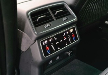 Audi A7 C8 RS7 Sportback Facelifting 4.0 TFSI 600KM 2025 Audi RS7 Sportback 4.0 Benzyna 600KM, zdjęcie 26