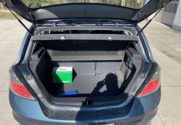 Opel Astra J Hatchback 5d 1.6 Twinport ECOTEC 115KM 2009 Opel Astra Opel Astra 1.6 Benzyna 115KM, zdjęcie 8