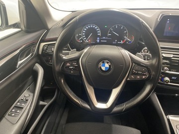BMW Seria 5 G30-G31 Limuzyna 518d 150KM 2019 BMW Seria 5 518d G30/G31 (2017-) BMW 5, Diesel, sa, zdjęcie 11