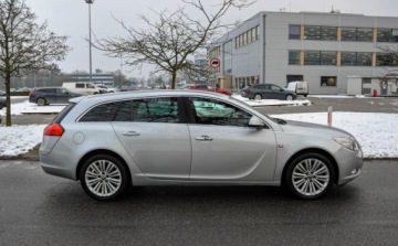 Opel Insignia I Sports Tourer 2.0 CDTI ECOTEC 130KM 2012 Opel Insignia 2,0CDTI 2012 r. 2.0 Diesel 130KM, zdjęcie 4