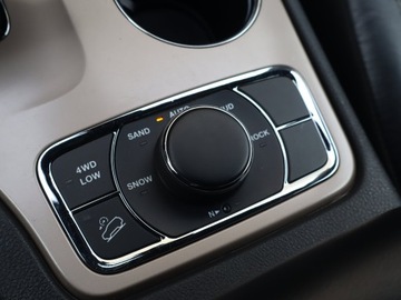 Jeep Grand Cherokee IV Terenowy Facelifting 3.0 V6 CRD 250KM 2015 Jeep Grand Cherokee 3.0 CRD, Salon Polska, 246 KM, zdjęcie 15