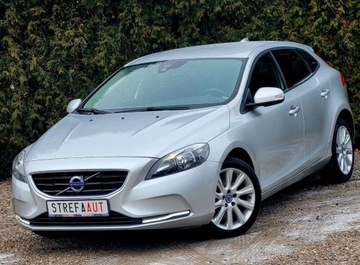 Volvo V40 II Hatchback 2.0 T2 DRIVE-E 122KM 2015 Volvo V40 Zarejestrowane,KAMERA, bardzo ladne, GWARANCJA 2.0 Benzyna