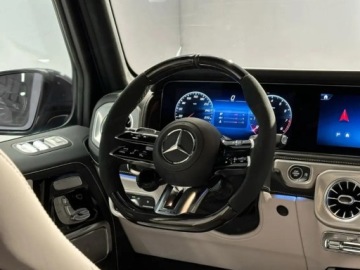 Mercedes Klasa G W465 2026 MERCEDES-BENZ Klasa G AMG 63 Suv 4.0 (585KM) 2026, zdjęcie 9