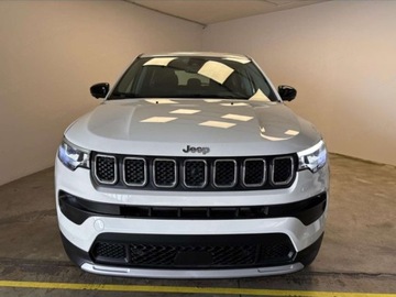 Jeep Compass II 2025 JEEP Compass Altitude 1.5 T4 mHEV DCT FWD Suv 130KM 2025, zdjęcie 1