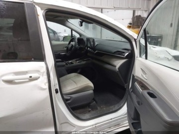 Toyota Sienna III 2021 Toyota Sienna Le, 2021r., 4x4, 2.5L 2.5 Benzyna 189KM, zdjęcie 6