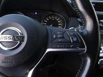Nissan Qashqai II Crossover Facelifting 1.3 DIG-T  160KM 2019 Nissan Qashqai 1.3 DIG-T, Salon Polska, zdjęcie 17