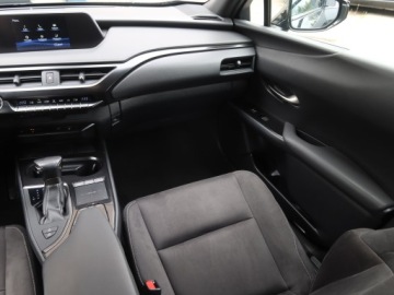Lexus UX Crossover 200 171KM 2019 Lexus UX 200, Salon Polska, Serwis ASO, Automat, zdjęcie 7