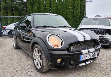 Mini One II 2009 MINI ONE 2009r, 1.4 Benzyna. Uszkodzony lewy przod. Jezdzi. 1.4 Benzyna, zdjęcie 21