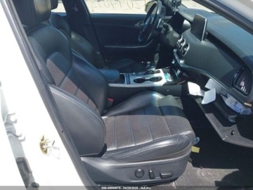 Kia Stinger Liftback 3.3 T-GDi 366KM 2018 Kia Stinger GT2 2018 3.3l 3.3 Benzyna 365KM, zdjęcie 9