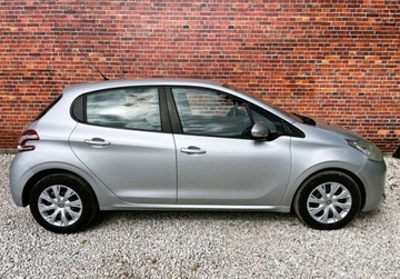 Peugeot 208 I Hatchback 3d 1.2 VTI 82KM 2013 Peugeot 208 Czujniki Kamera niski przebieg Gwarancja w cenie WarszawaVLAV, zdjęcie 38