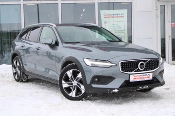 Volvo V60 II  2021 Volvo V60 Cross Country Momentum Pro, zdjęcie 5