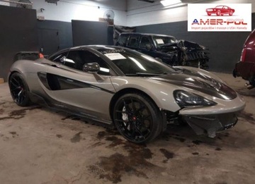  McLaren 570S Coupe 2018, 3.8L, od ubezpieczalni