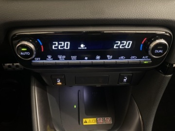 Toyota Yaris IV 2025 Toyota Yaris Hybrid 1.5 GR Sport IV (2020-) Toyota, zdjęcie 17