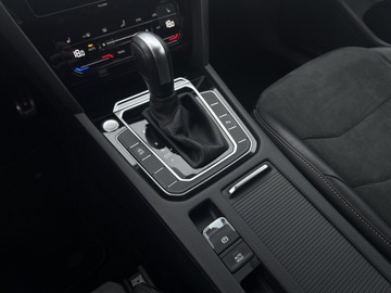 Volkswagen Arteon Fastback Facelifting 2.0 TSI 190KM 2022 Volkswagen Arteon Elegance 2.0 TSI 190KM, DSG, Sal, zdjęcie 21