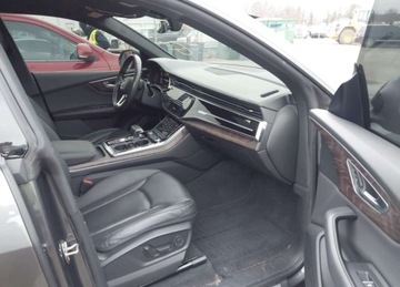 Audi Q8 SUV 3.0 55 TFSI 340KM 2019 Audi Q8 2019r., 55 Premium, 3L, od ubezpieczalni 3.0 Benzyna 340KM, zdjęcie 9