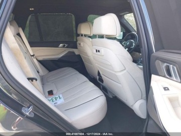 BMW X5 G05 2021 BMW X5 M50I 2021 4.4l 4.4 Benzyna 523KM, zdjęcie 13