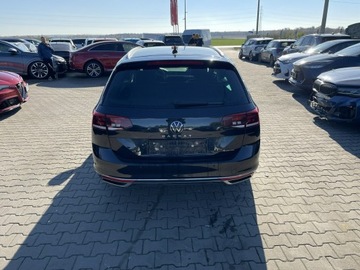 Volkswagen Passat B8 Variant Facelifting 2.0 TDI SCR 200KM 2022 Volkswagen Passat 4 Motion Skóra Klimatronik, zdjęcie 6