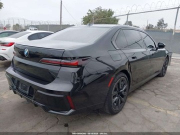 BMW Seria 7 G70 2024 BMW Seria 7 740i 2024 3.0l 3.0 Benzyna 375KM, zdjęcie 5
